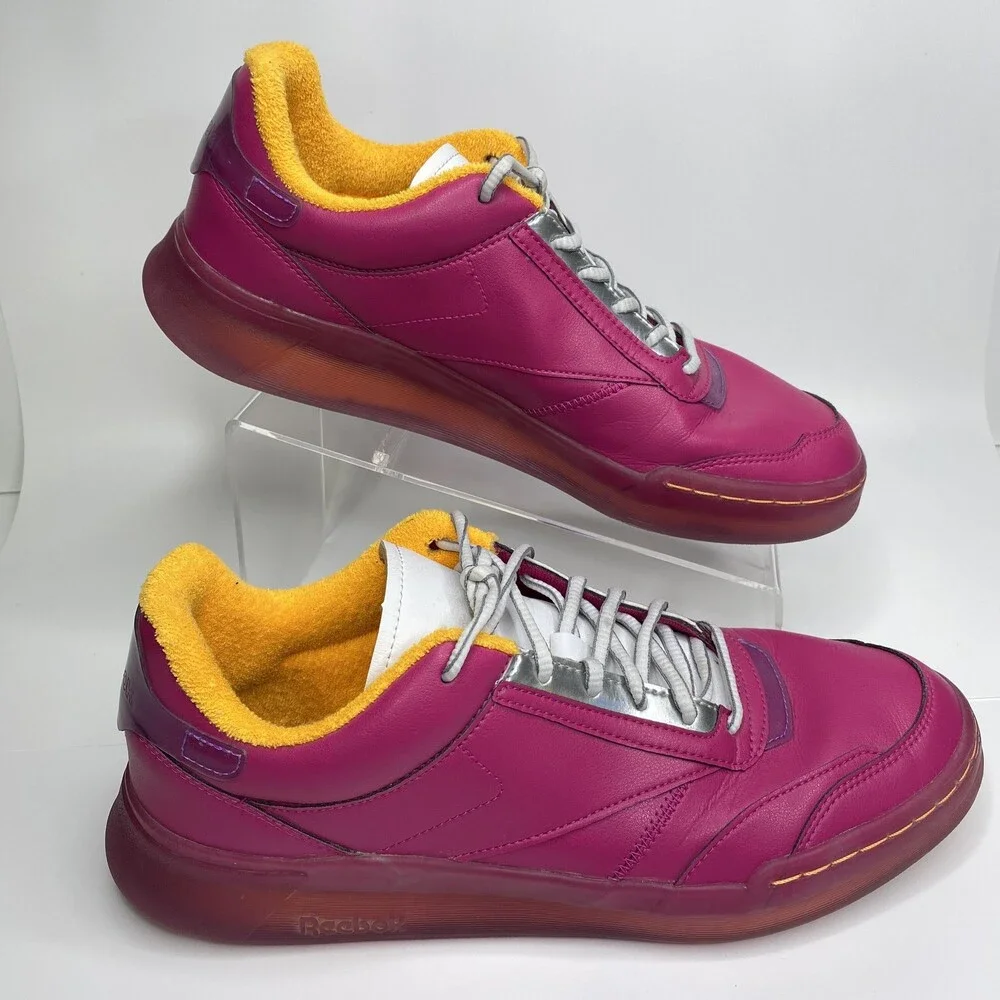 Reebok The Jetsons Flintstones Shoes Sneakers Mens Size 11 Purple Yellow Collab